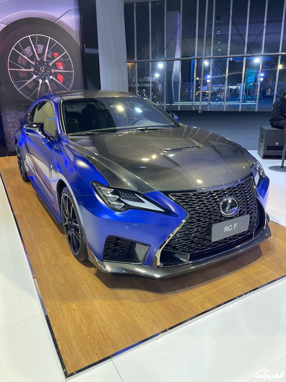 سيارة لكزس RC 2024 اصدار RC-F من الامام