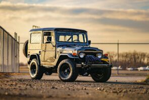 لاندكروزر FJ40 موديل 1971 تحصل على عملية تجديد عصرية بديعة 10