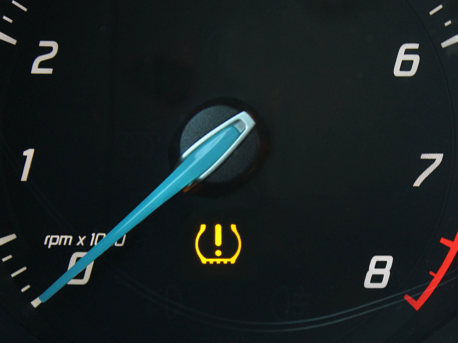 تعرف على أهمية حساس الإطار TPMS وأسباب تعرضه للتلف 2