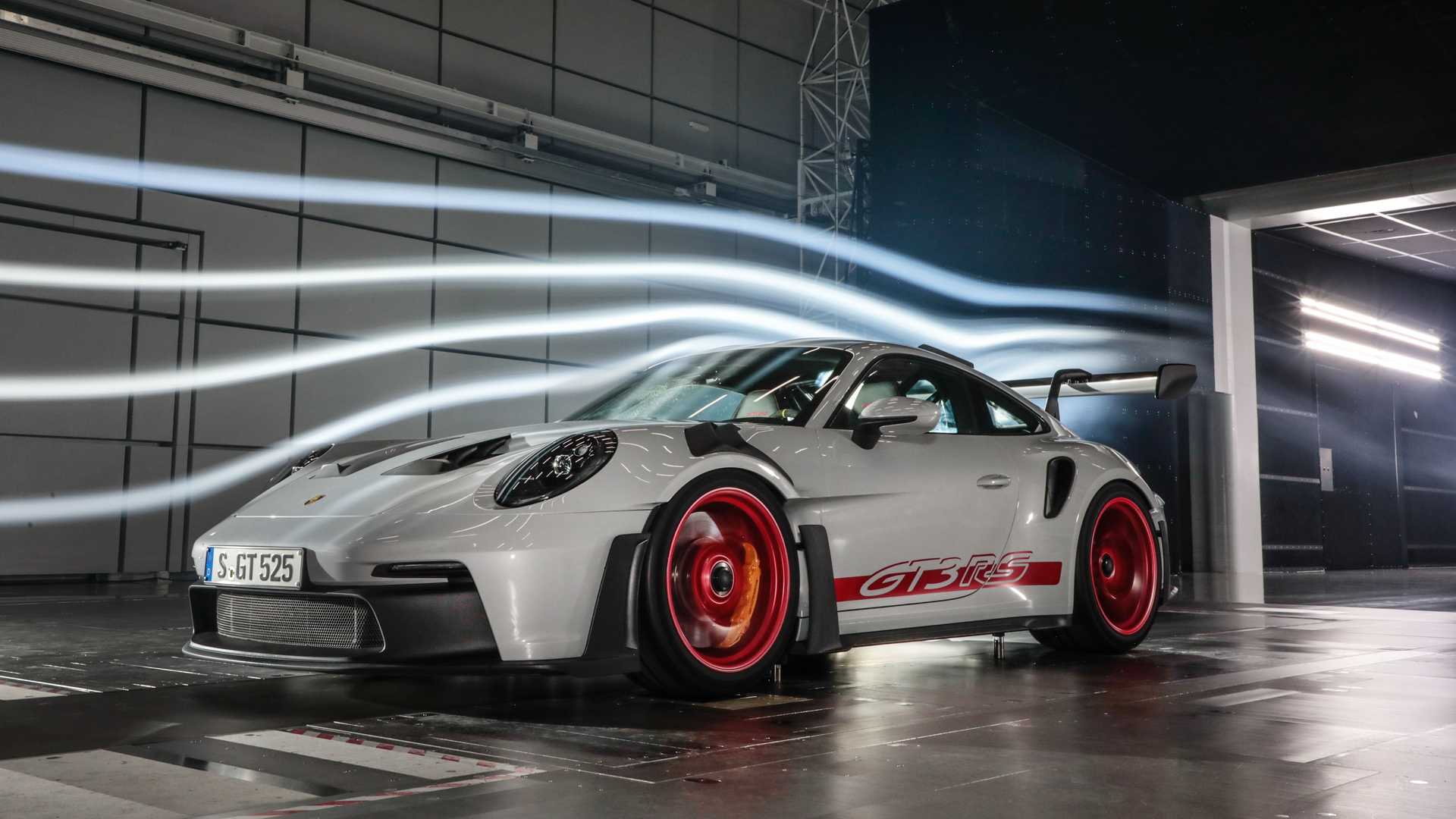 بورش تكشف عن GT3 RS 911 موديل 2023 الجديد كلياً 3