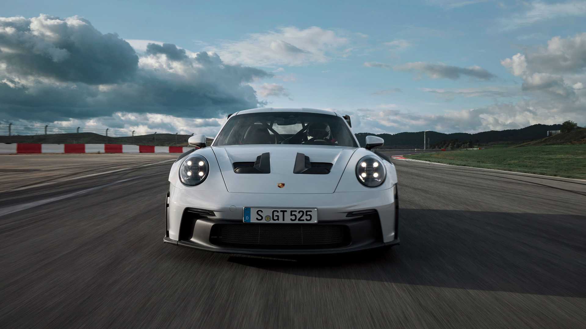 بورش تكشف عن GT3 RS 911 موديل 2023 الجديد كلياً 5