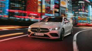 مواصفات سيارة مرسيدس CLA200 I4 1.3L عند الجفالي للسيارات