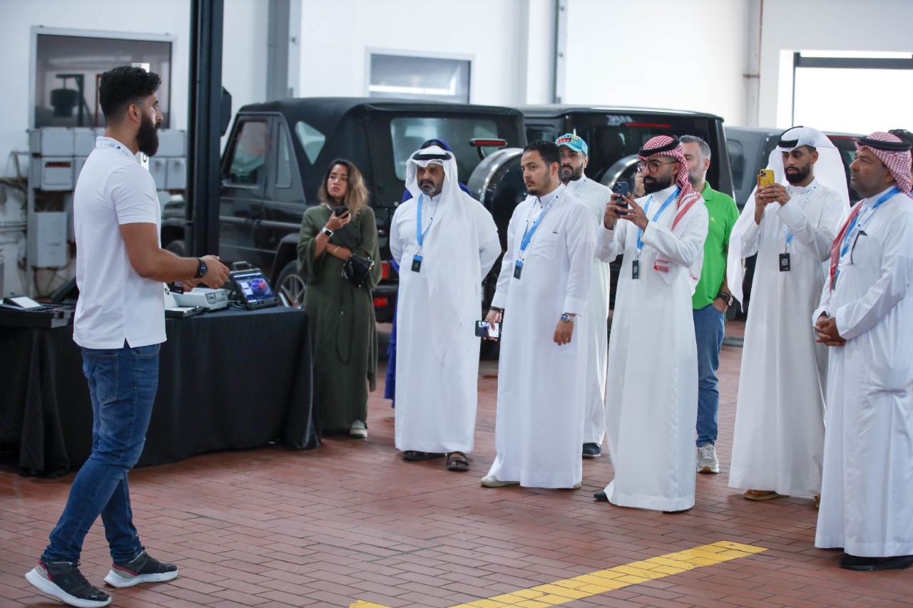 بهدف إثراء تجربة العميل وتعريفه بالمعلومات التي يجب معرفتها.. الجفالي للسيارات تقيم فعالية Discovery Day لملاك مرسيدس - بنز 1