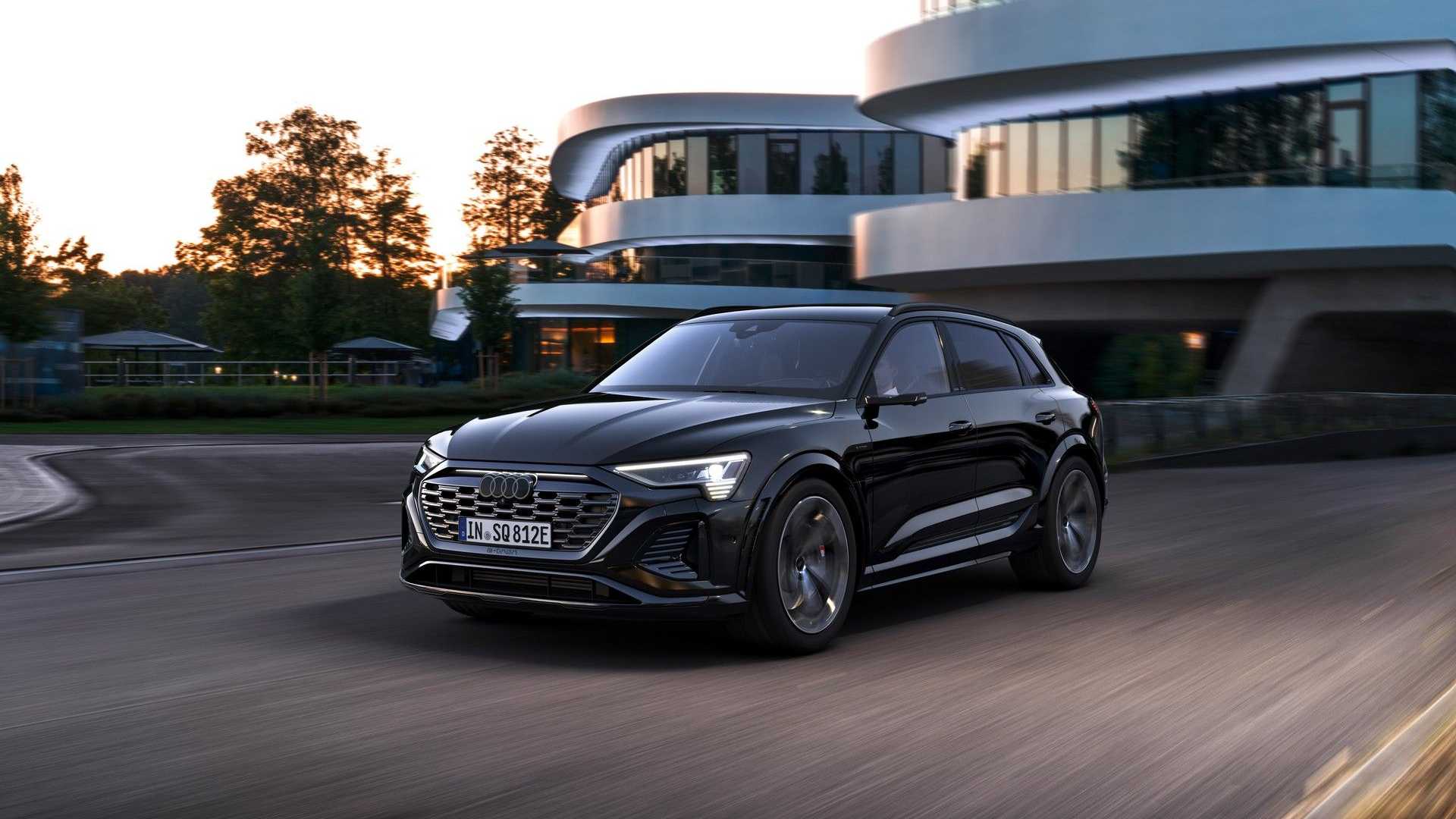 اودي Q8 اي ترون 2023 الجديدة كلياً هي أفخم وأقوى SUV كهربائية للعلامة 10