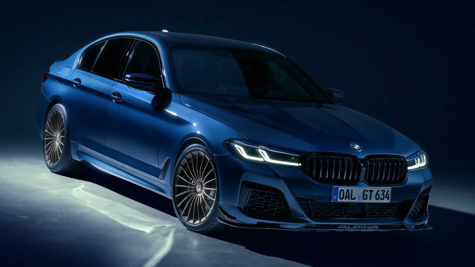 علامة Alpina الفاخرة التابعة لبي ام دبليو تكشف عن سيارة B5 GT الأقوى في تاريخها 8