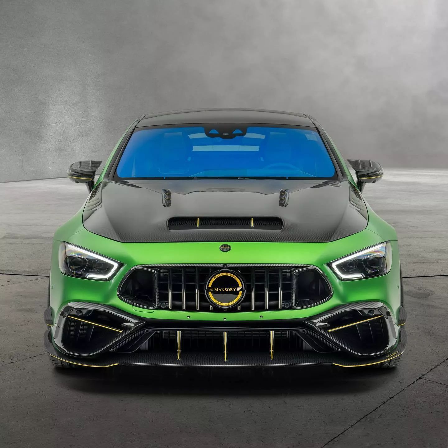 مانسوري تكشف عن واحدة من أقوى سيارات السيدان في العالم بناءً على مرسيدس AMG GT SE 63 بيرفورمانس 5