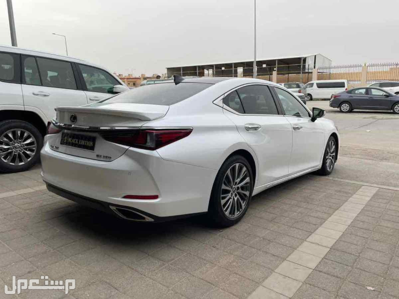 مواصفات لكزس Es350 2021 مستعملة 