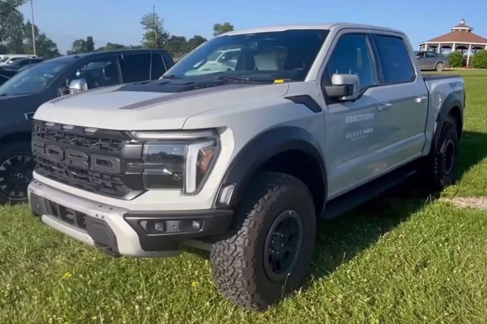 فورد F-150 رابتر 2024