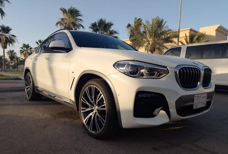 كم سعر بي ام دبليو X4 2021 السيارة الـ SUV كوبيه في السعودية؟ 6