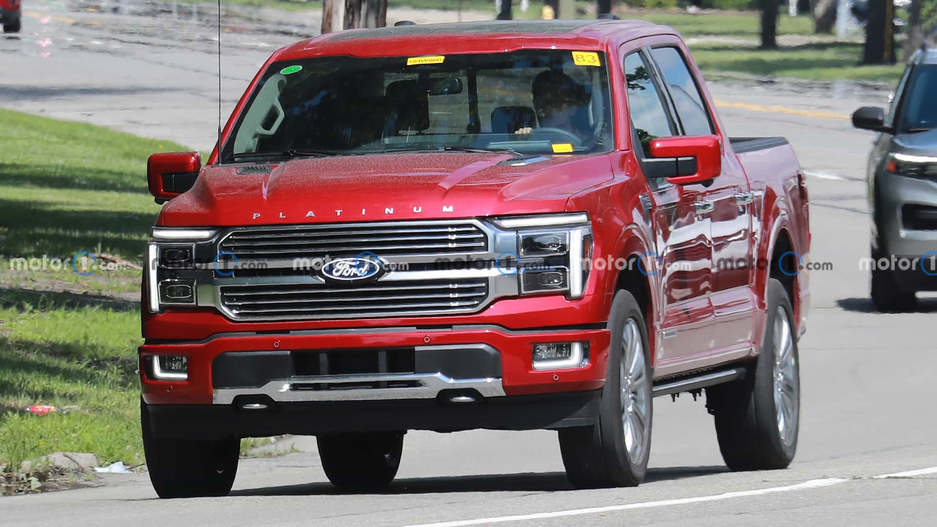 فورد F-150 بلاتينيوم موديل 2024 تظهر بصور تجسسية بدون تمويه قبل الكشف الرسمي