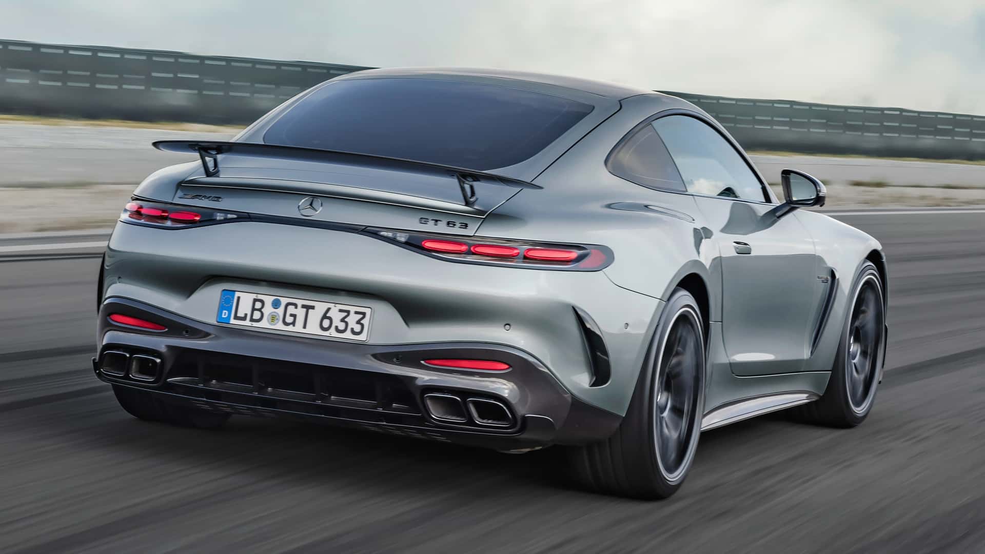 مرسيدس AMG GT 2024 كوبيه الجديدة تنطلق رسمياً بقوة قصوى 577 حصان 13