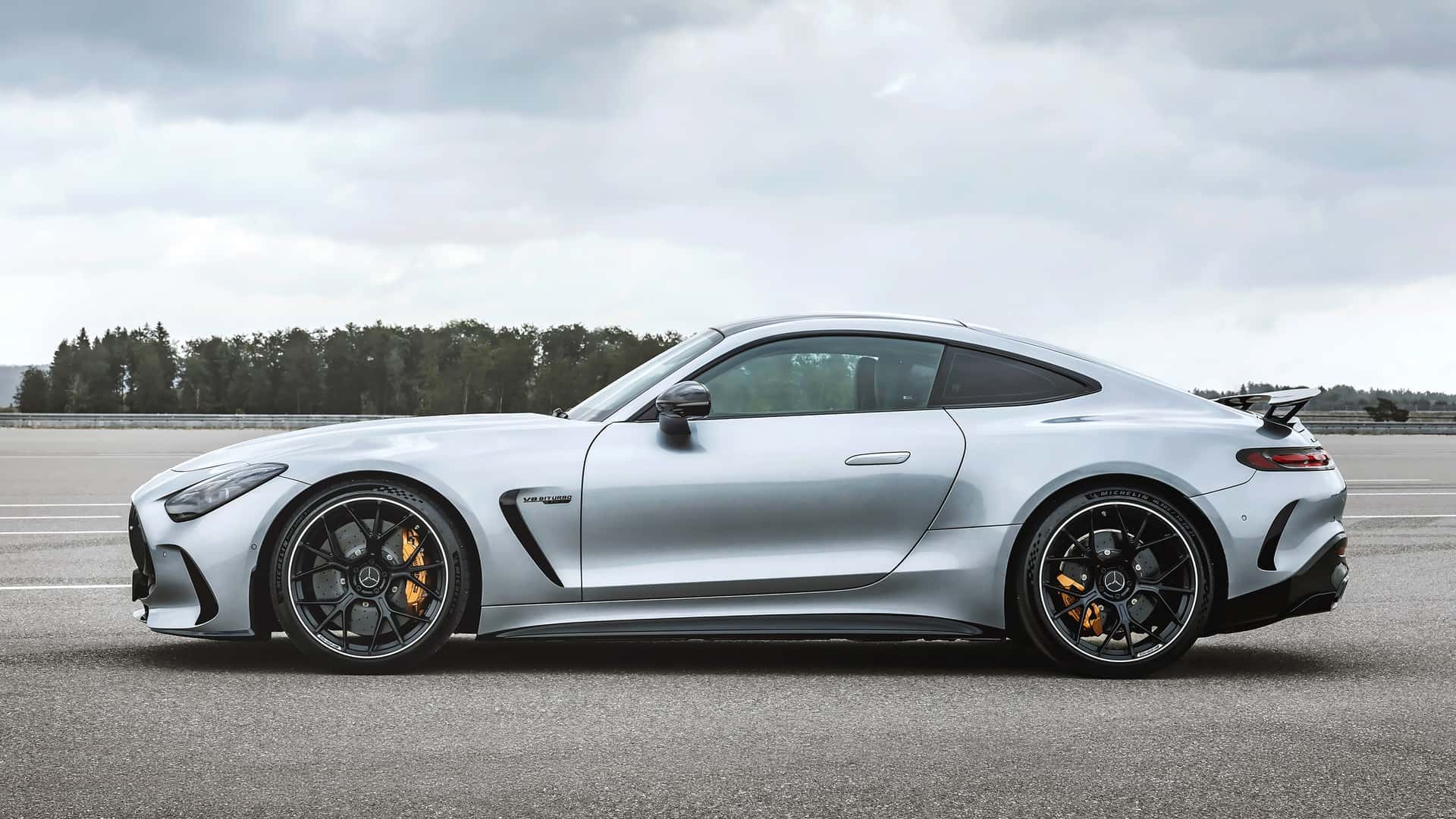 مرسيدس AMG GT 2024 كوبيه الجديدة تنطلق رسمياً بقوة قصوى 577 حصان 21