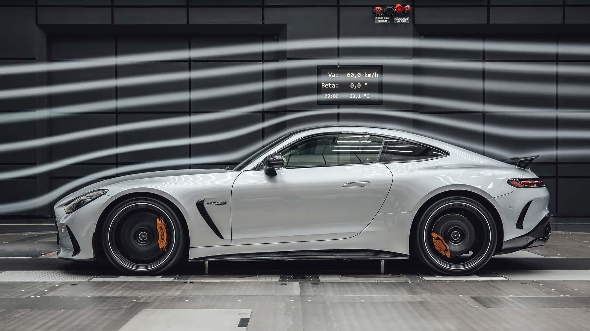 مرسيدس AMG GT 2024 كوبيه الجديدة تنطلق رسمياً بقوة قصوى 577 حصان 31