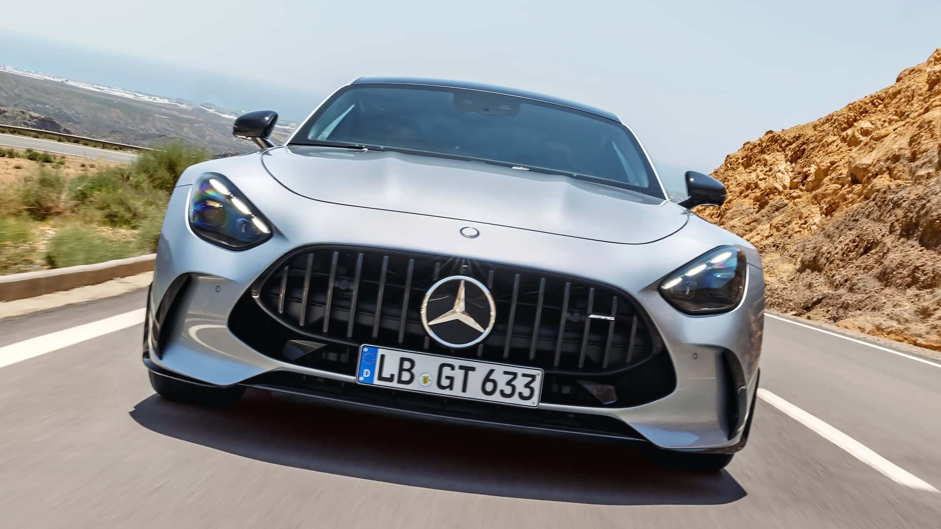 مرسيدس AMG GT 2024 كوبيه الجديدة تنطلق رسمياً بقوة قصوى 577 حصان 36