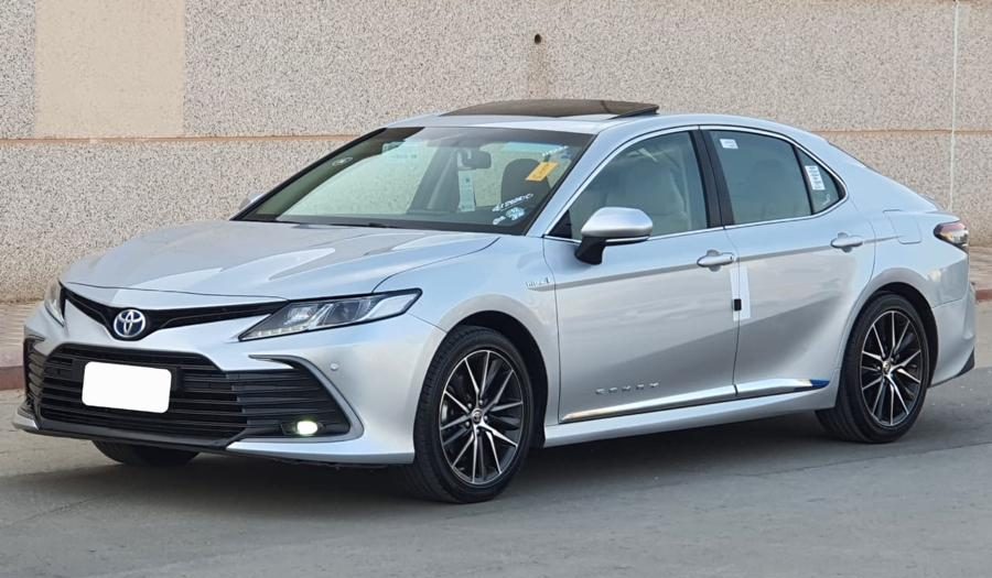 تويوتا كامري 2022: ما هي أسعارها وأبرز مُميزات "Camry" فئة الهايبرد 10