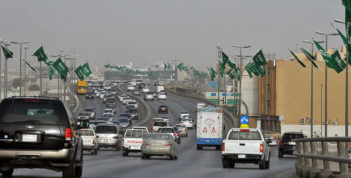 "أمن الطرق" يوجه 6 إرشادات لقيادة آمنة تجنبك الحوادث 1