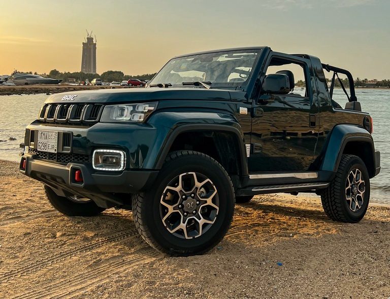 كم سعر بايك bj40 SE 2023 في السعودية وما هي أبرز تجهيزاتها؟ 12