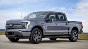 فورد F-150 لايتنينج فلاش