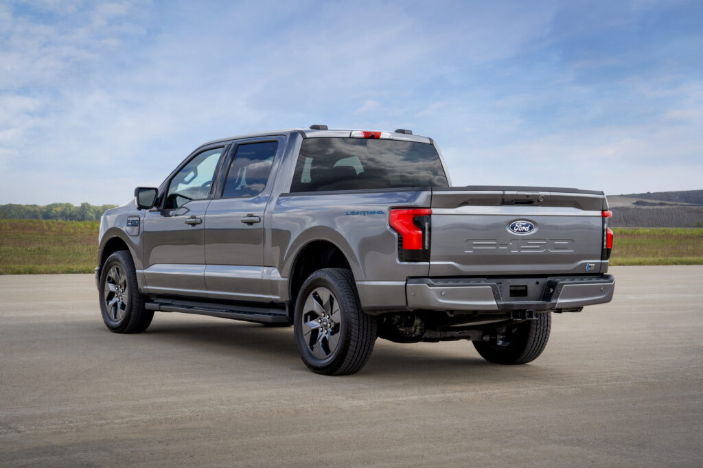 فورد F-150 لايتنينج فلاش