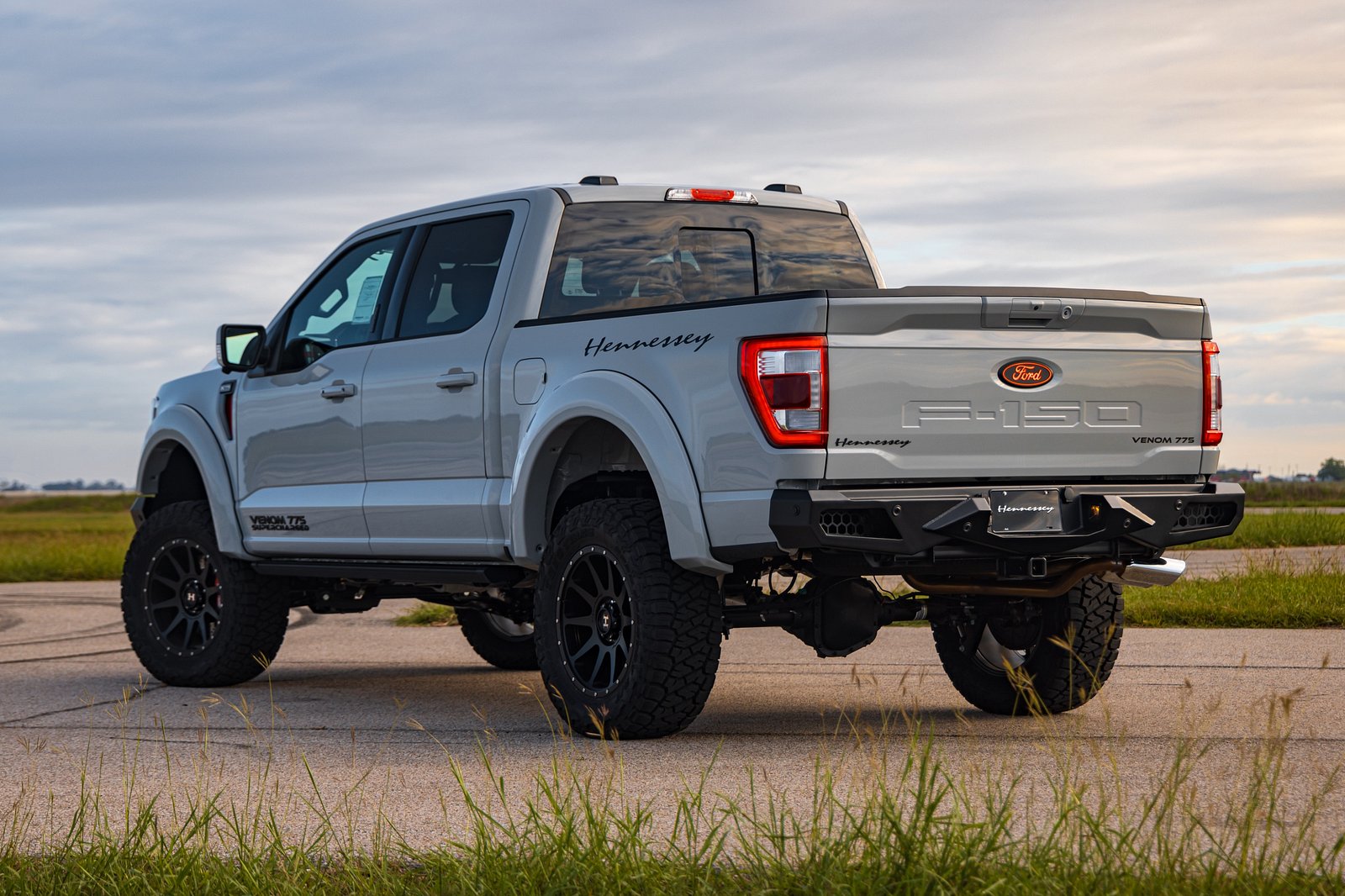 فورد F-150 تحصل على إصدار فائق من هينيسي لمنافسة إصدار رابتر R و رام TRX 2