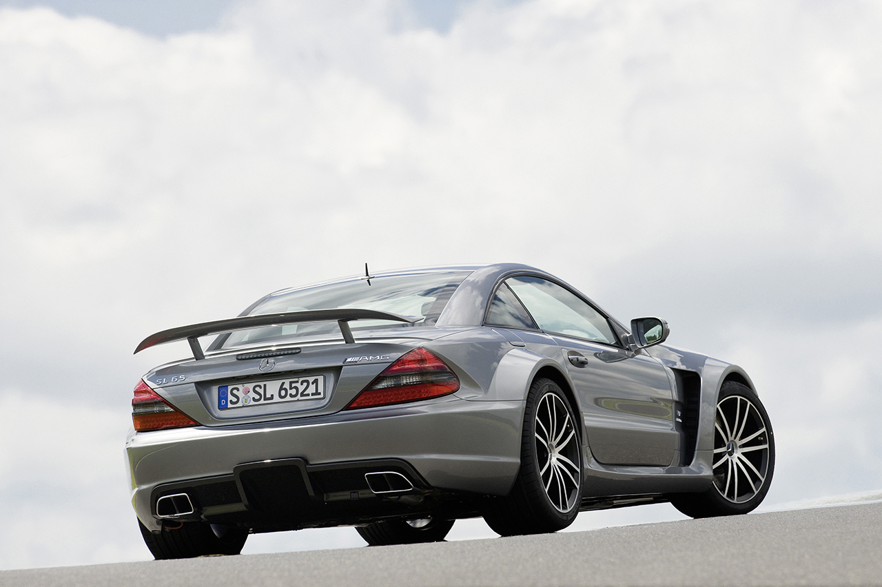 مرسيدس AMG SL 65 بلاك سيريس