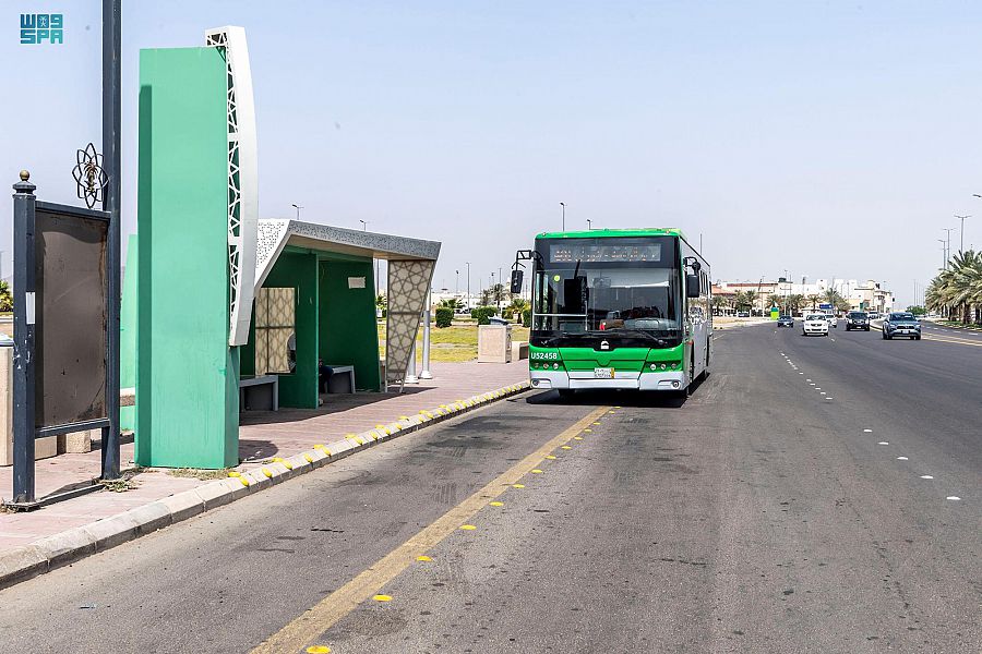 "أمانة المدينة" تطلق مشروع الحافلات السريعة ذات المسار المحدد 4