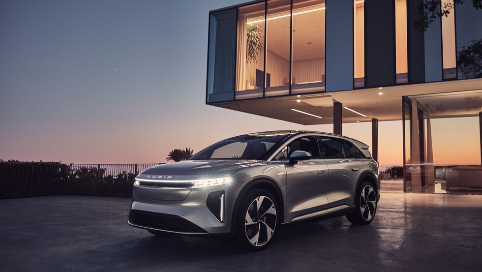 صور لوسيد جرافيتي 2025 Lucid Gravity ومزايا الـSUV الكهربائية الفاخرة 6