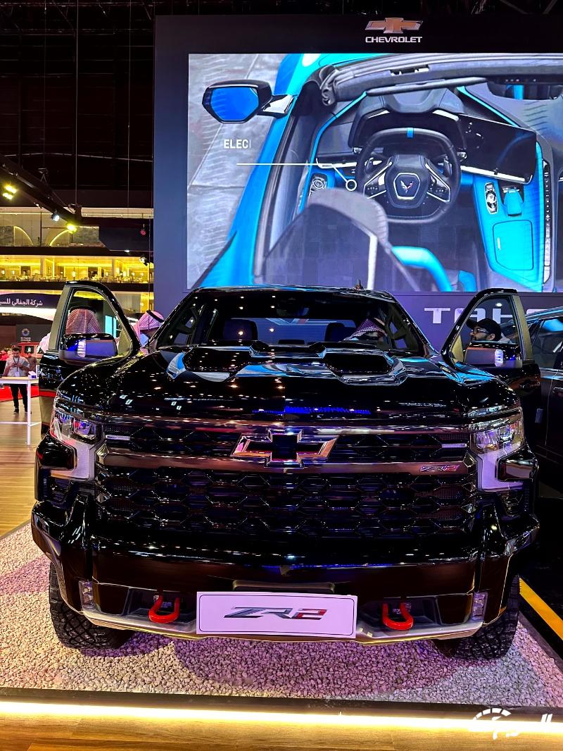 جنرال موتورز في معرض الرياض تكشف عن همر EV بيك اب و SUV استعدادا للإطلاق في السوق السعودي 74