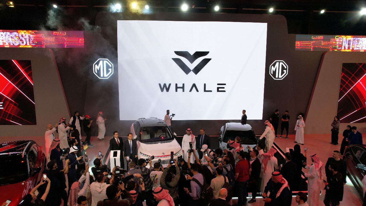 ’إم جي موتور‘ تجذب الأنظار في ’معرض الرياض للسيارات‘ عبر الظهور الدولي الأول لمركبة MG Whale والظهور الإقليمي الأول لسيارة MG7 1