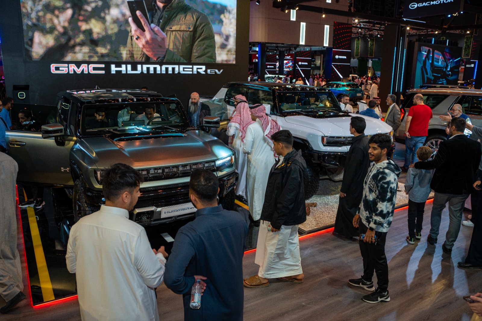 شركة الجميح للسيارات تكشف عن سيارة جي إم سي HUMMER EV الكهربائية لأول مرة في المملكة. 1