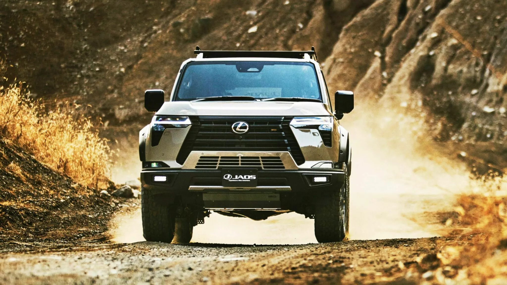 لكزس تكشف عن إصدار GX Overland الجديد للتضاريس الوعرة في صالون طوكيو للسيارات 3