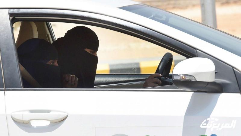 التسجيل في مدرسة تعليم القيادة للنساء في السعودية