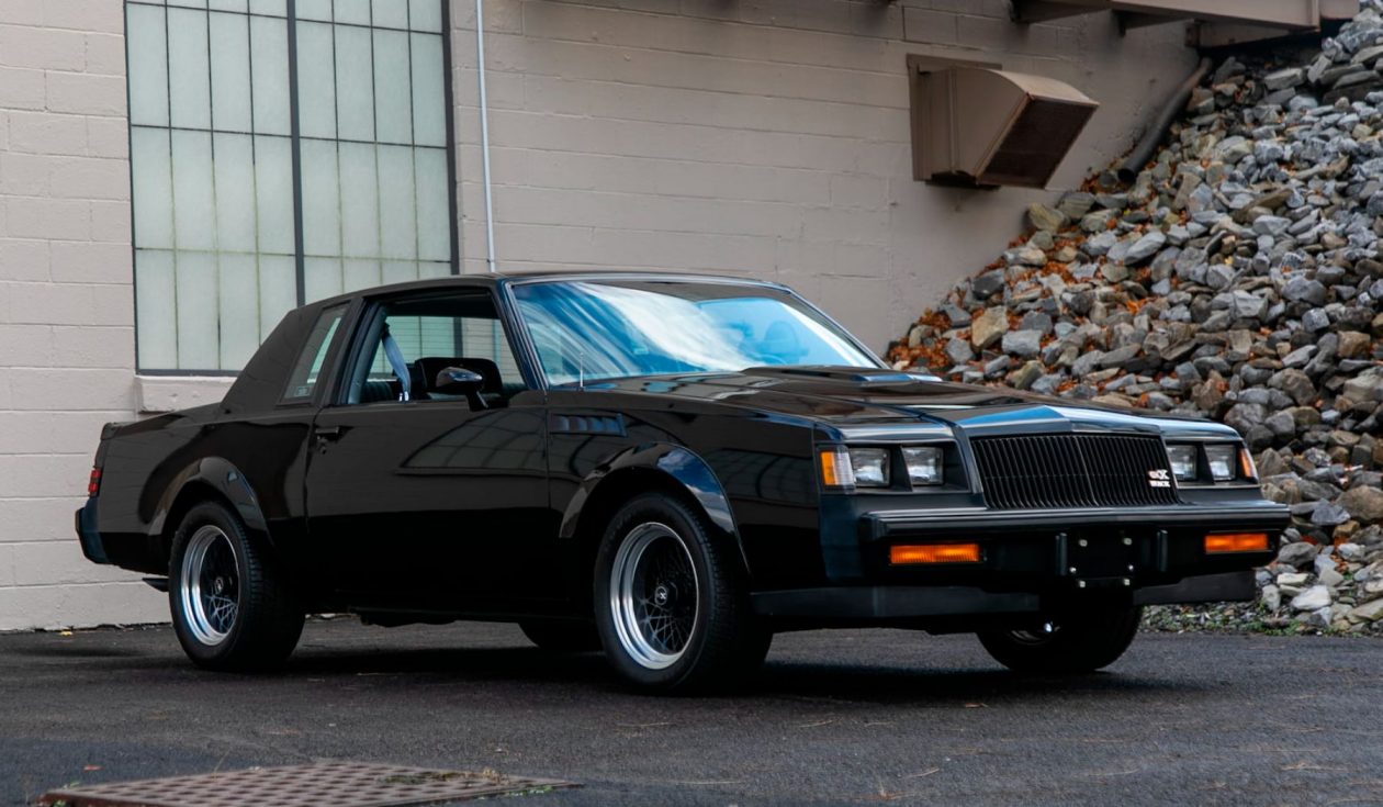 بويك GNX موديل 1987