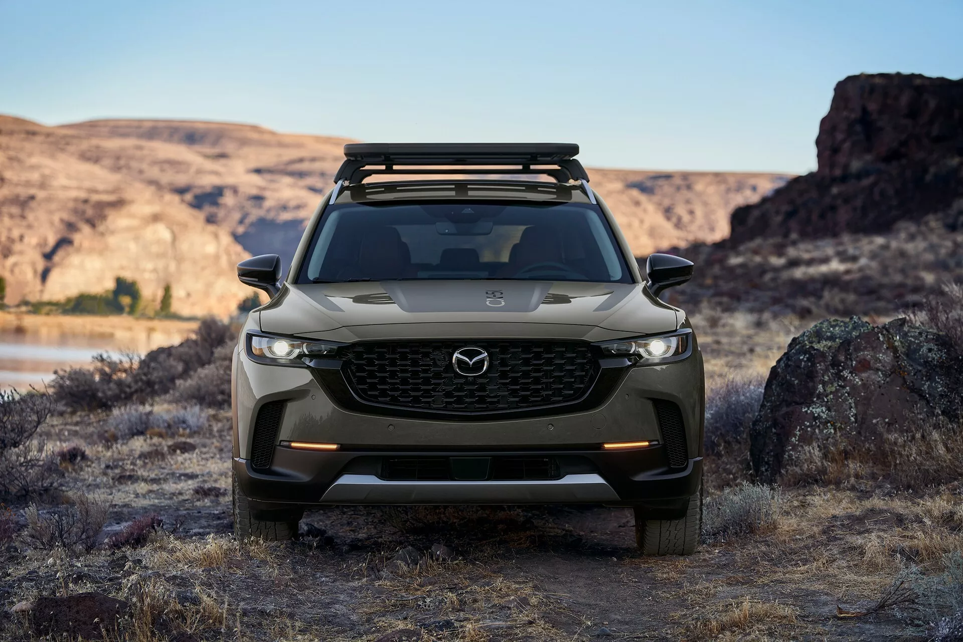 مازدا CX-50 موديل 2025 ينطلق في أمريكا بنظام هايبرد جديد من تويوتا وتحديثات جمالية وتقنية 19