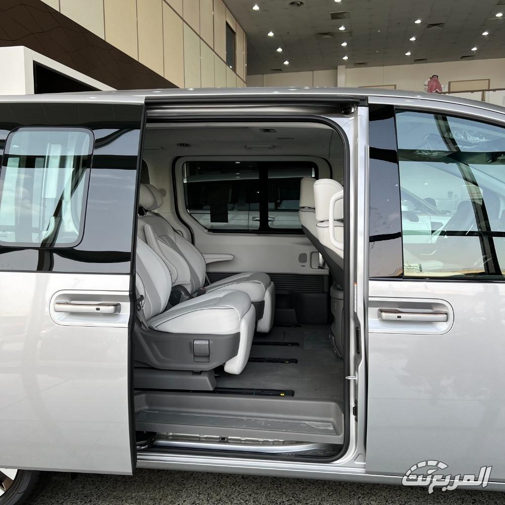 هيونداي ستاريا Luxury 7S 2025