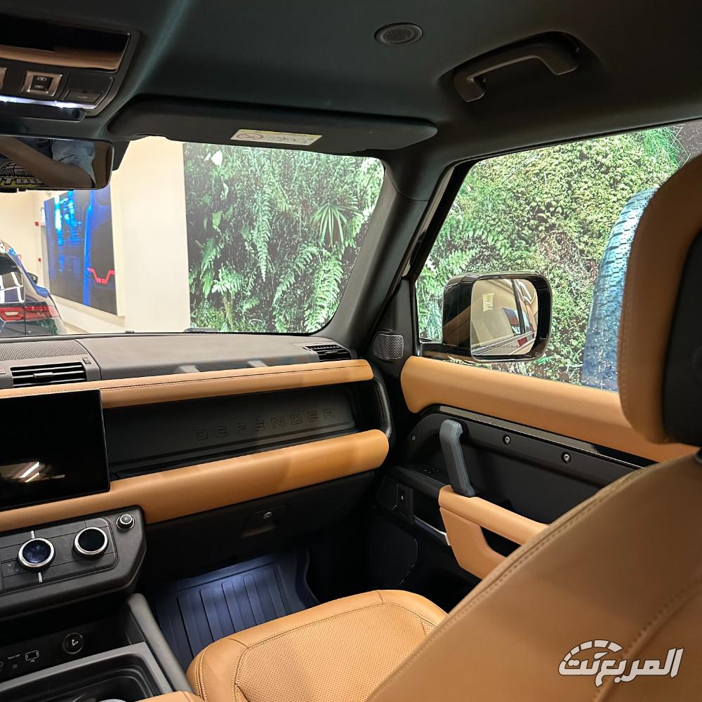 لاندروفر ديفندر 90 V8 2024