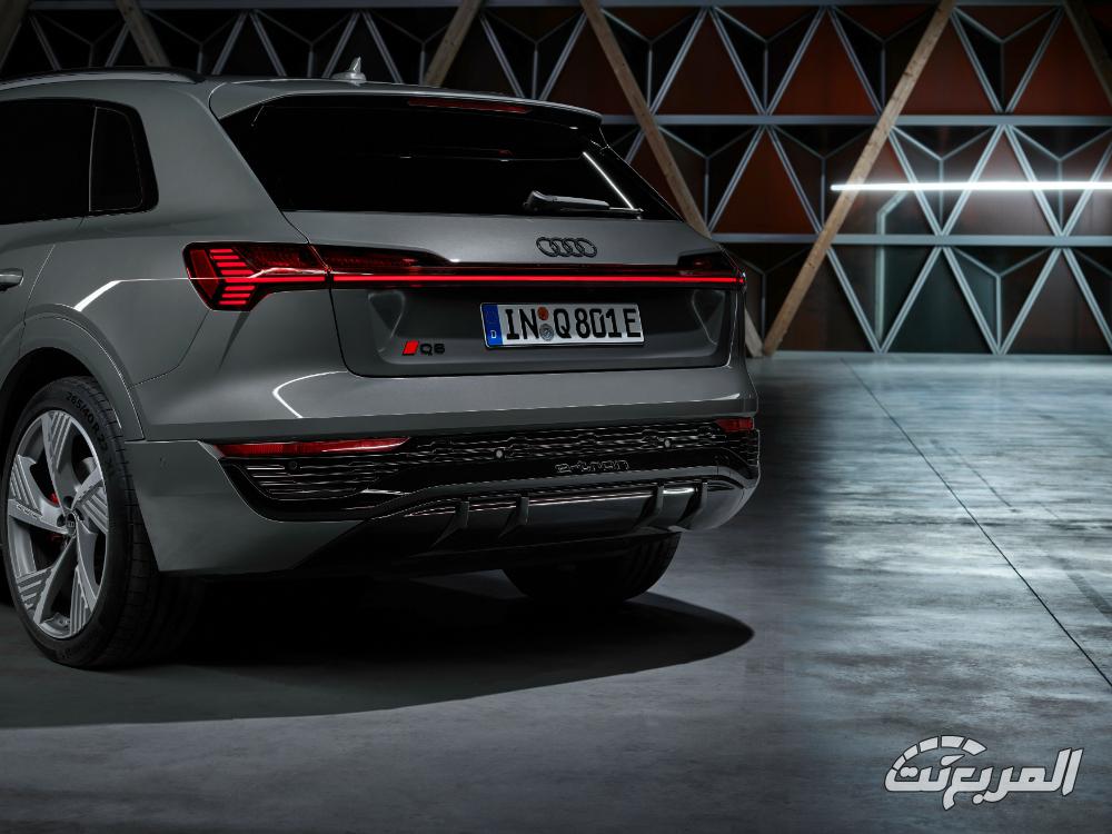 اودي Q8 Sportback e-tron 2024