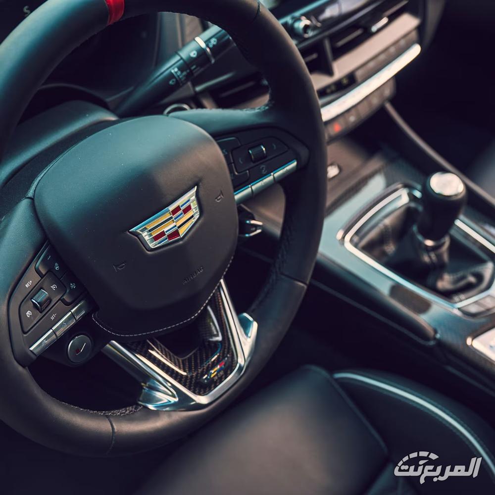 كاديلاك-ct4-v-المربع-نت-17