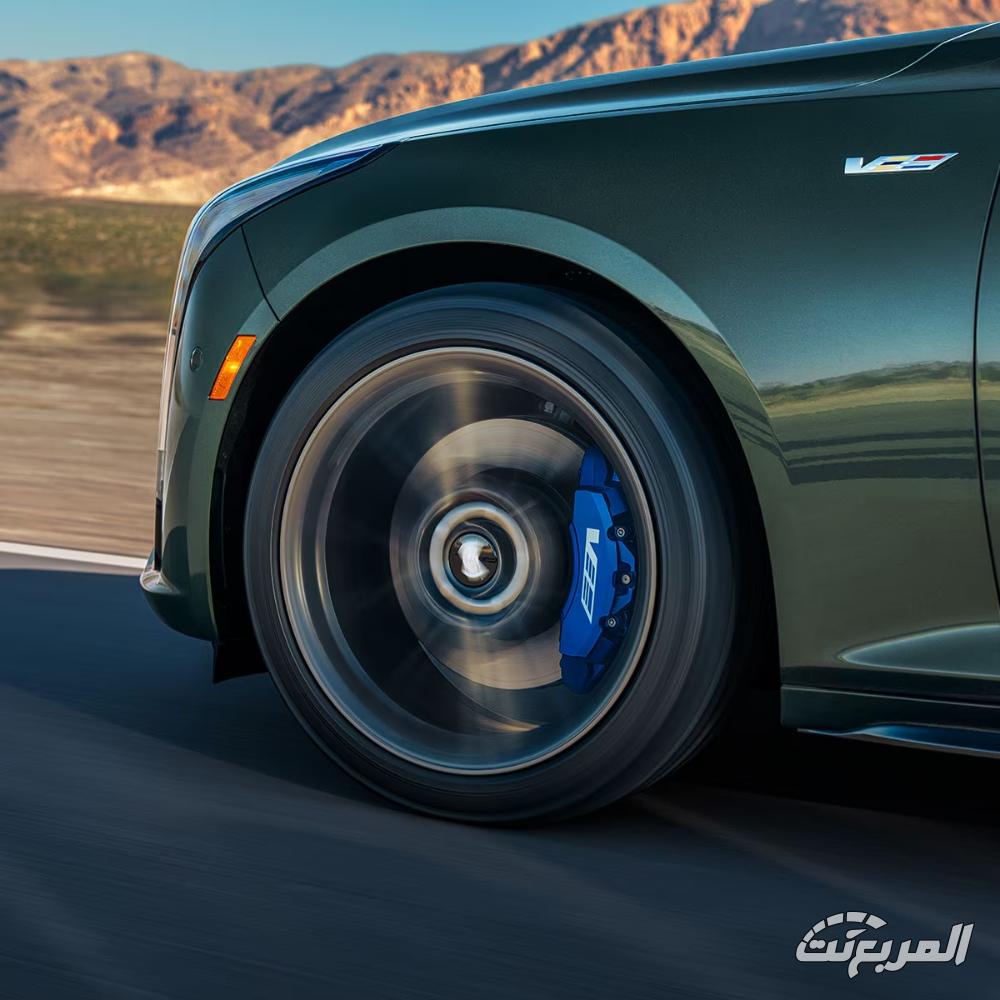 كاديلاك-ct5-v-المربع-نت-17