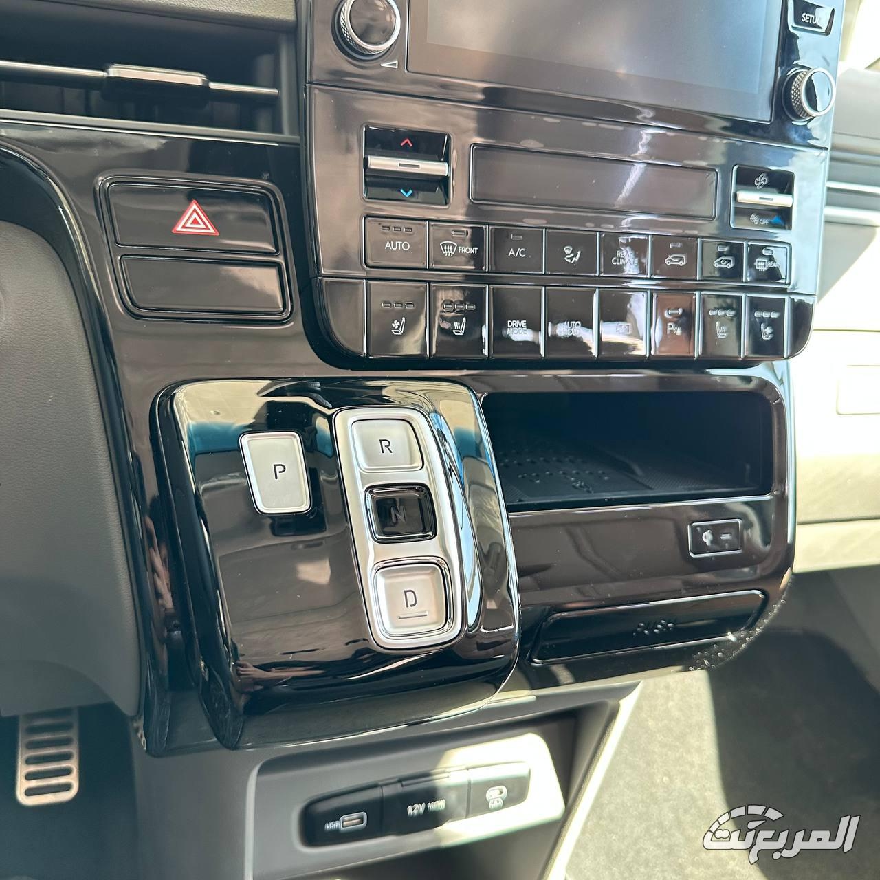 هيونداي ستاريا 2025 14