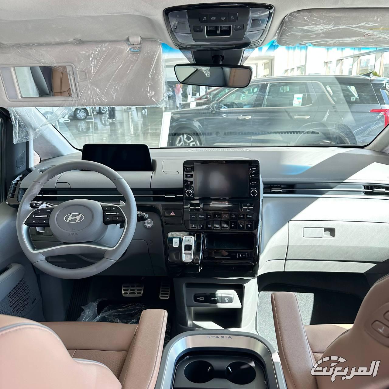 سعر هيونداي ستاريا 2025 7