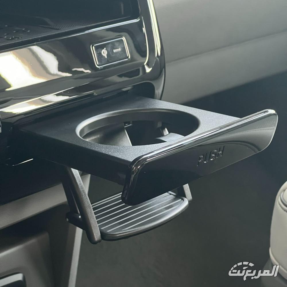 سعر هيونداي ستاريا 2025 71