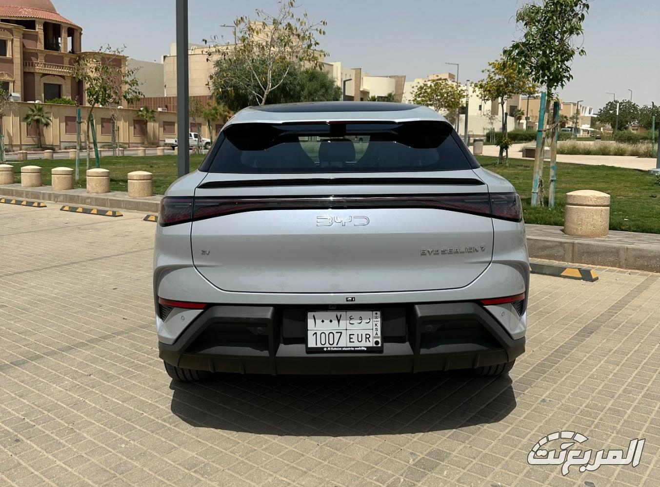 BYD سي ليون 7 2025 لماذا ينصح بها للاستخدام اليومي 9