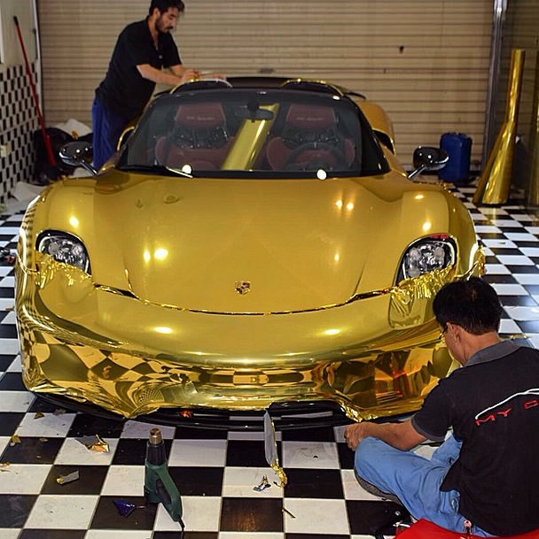 Gold Chrome Porsche 918 Spyder