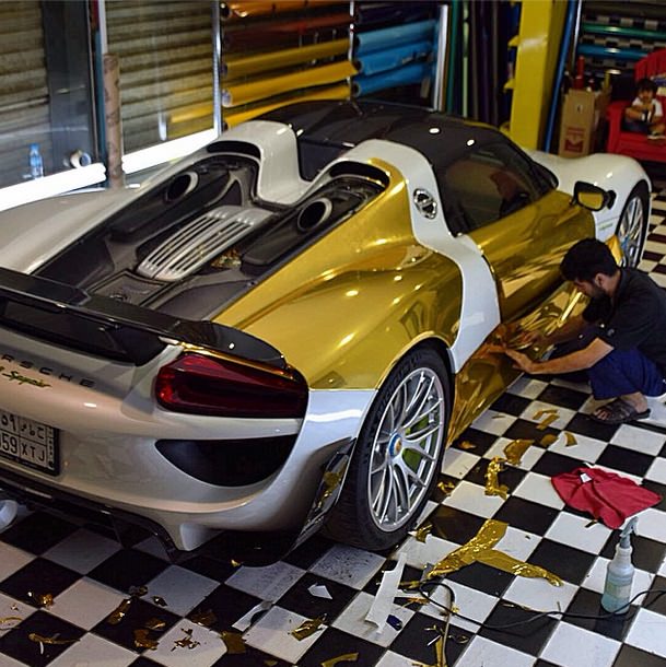 Gold Chrome Porsche 918 Spyder