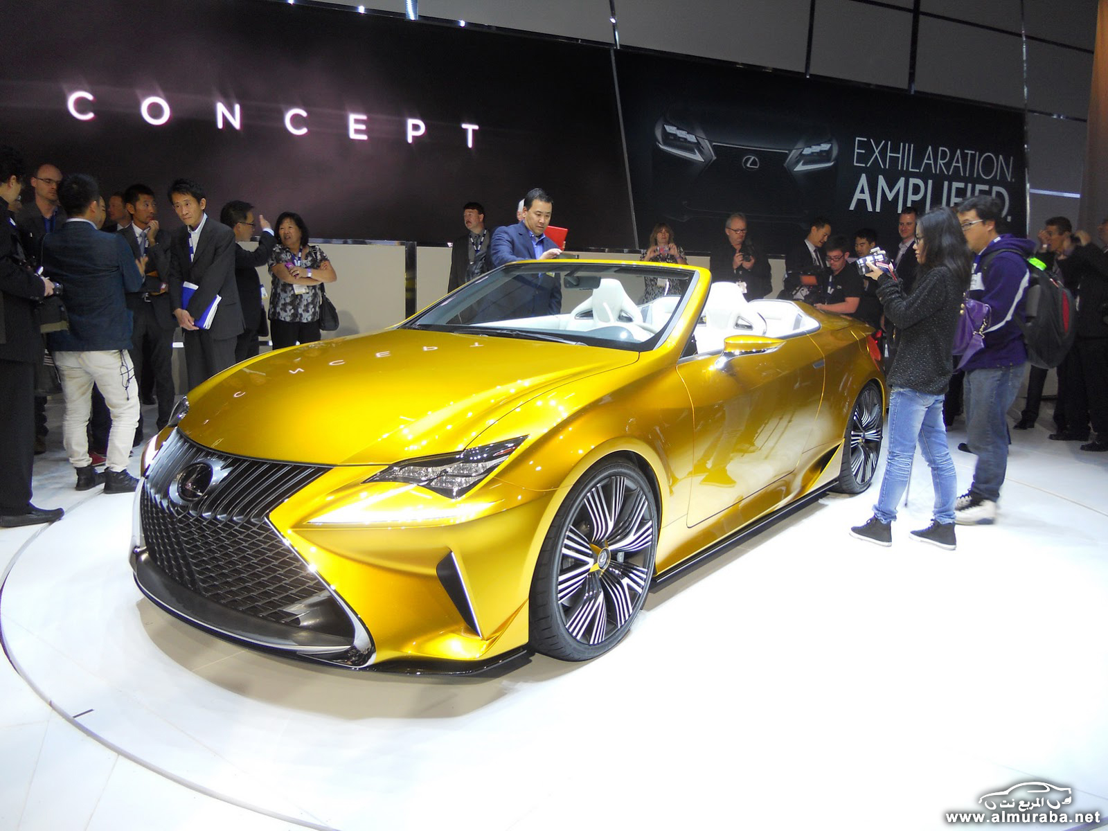 Lexus-LF-C2-6Concept-