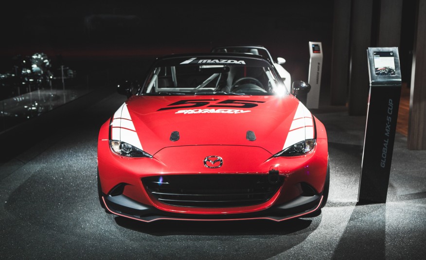 Mazda-MX-5-Cup-Car-1011-876x535