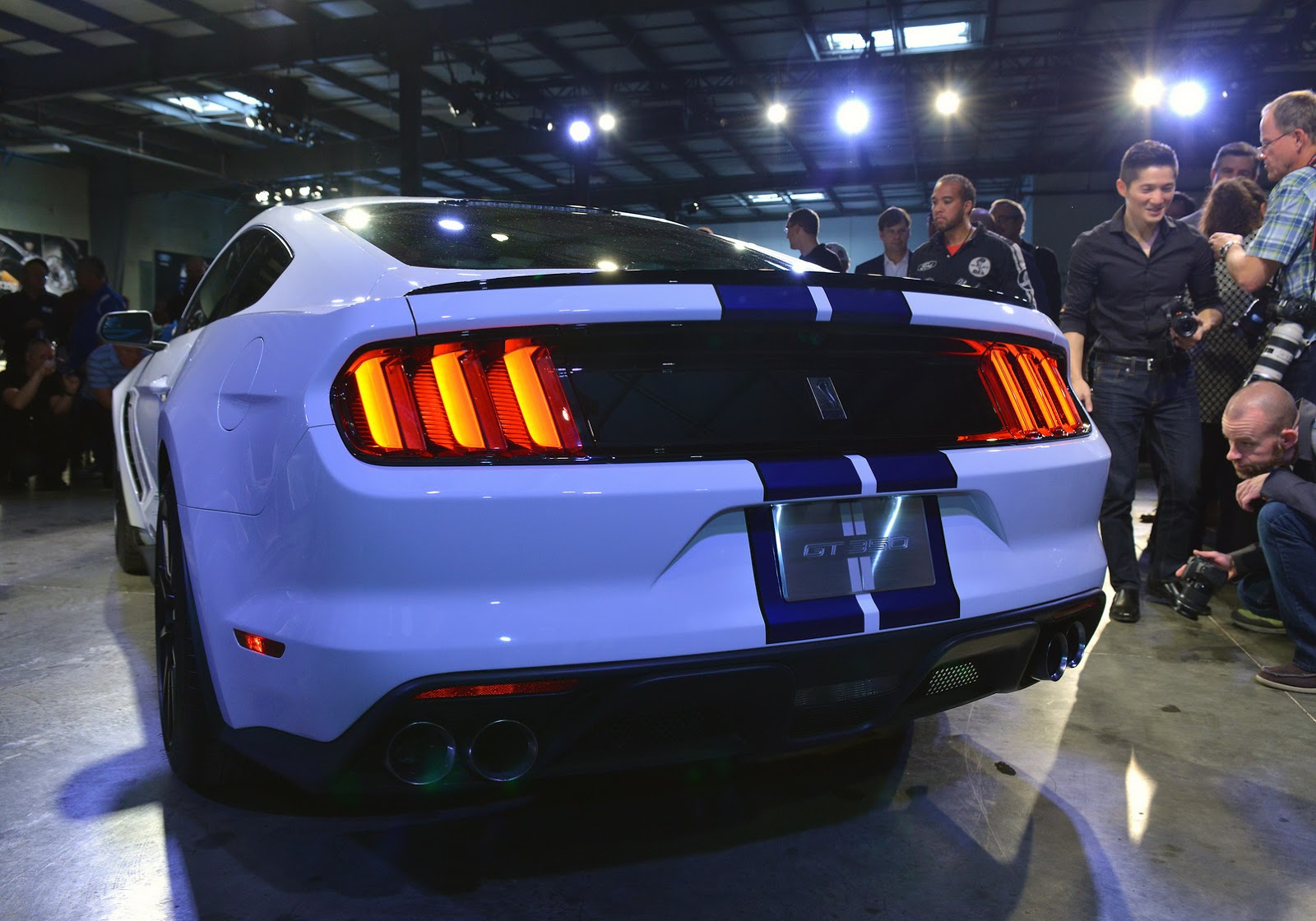 New-Ford-Mustang-Shelby-GT350-02