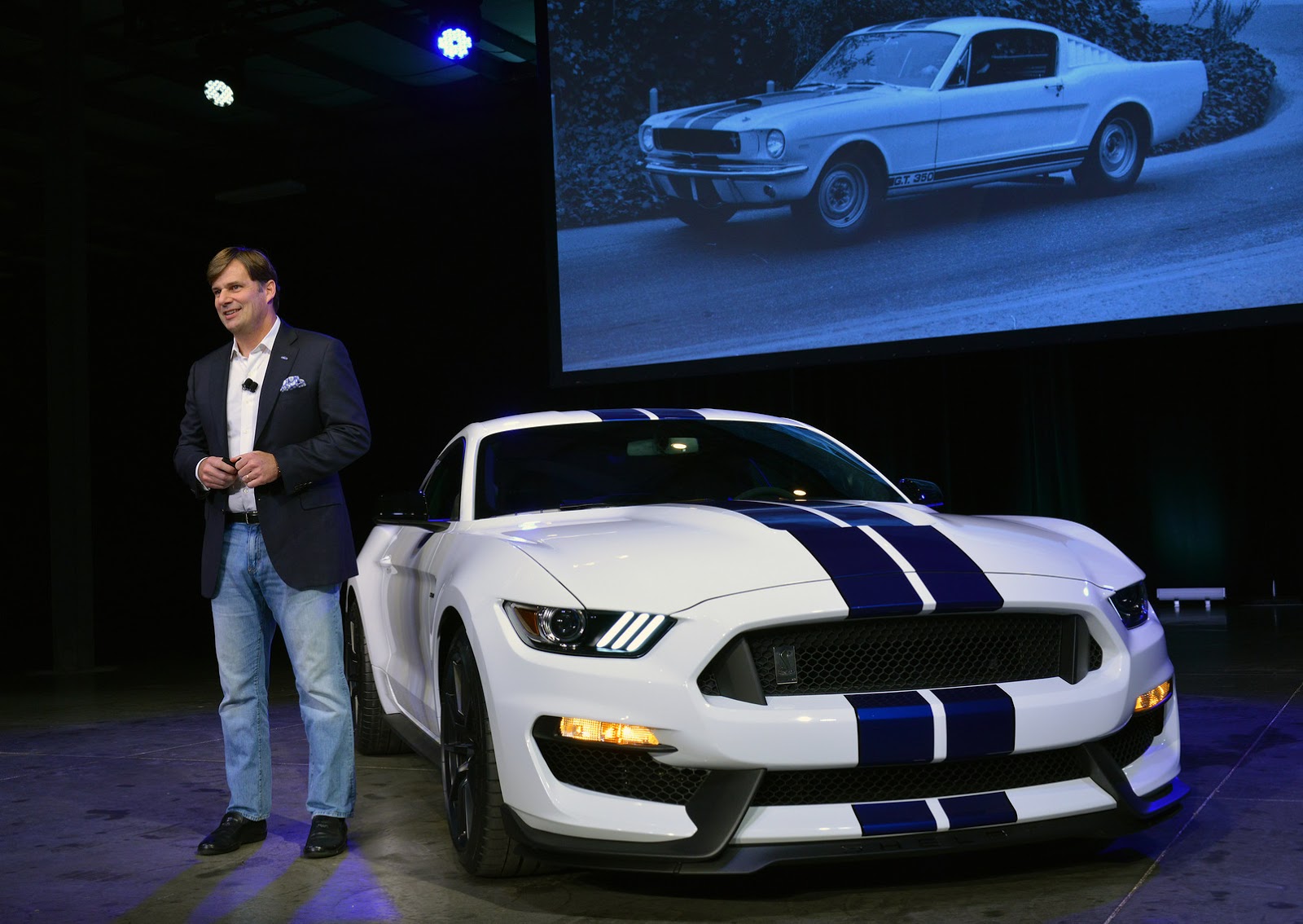 New-Ford-Mustang-Shelby-GT350-09