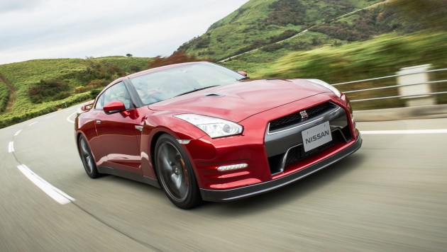 Nissan-GTR-R35-12-630x356